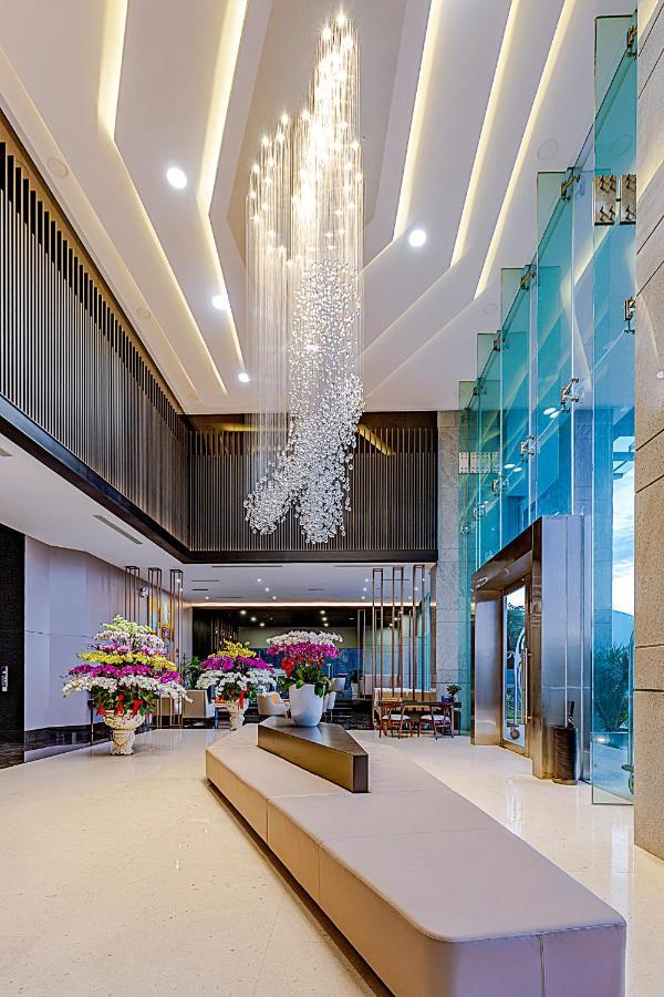 Le Sands Oceanfront Danang Hotel Exteriér fotografie